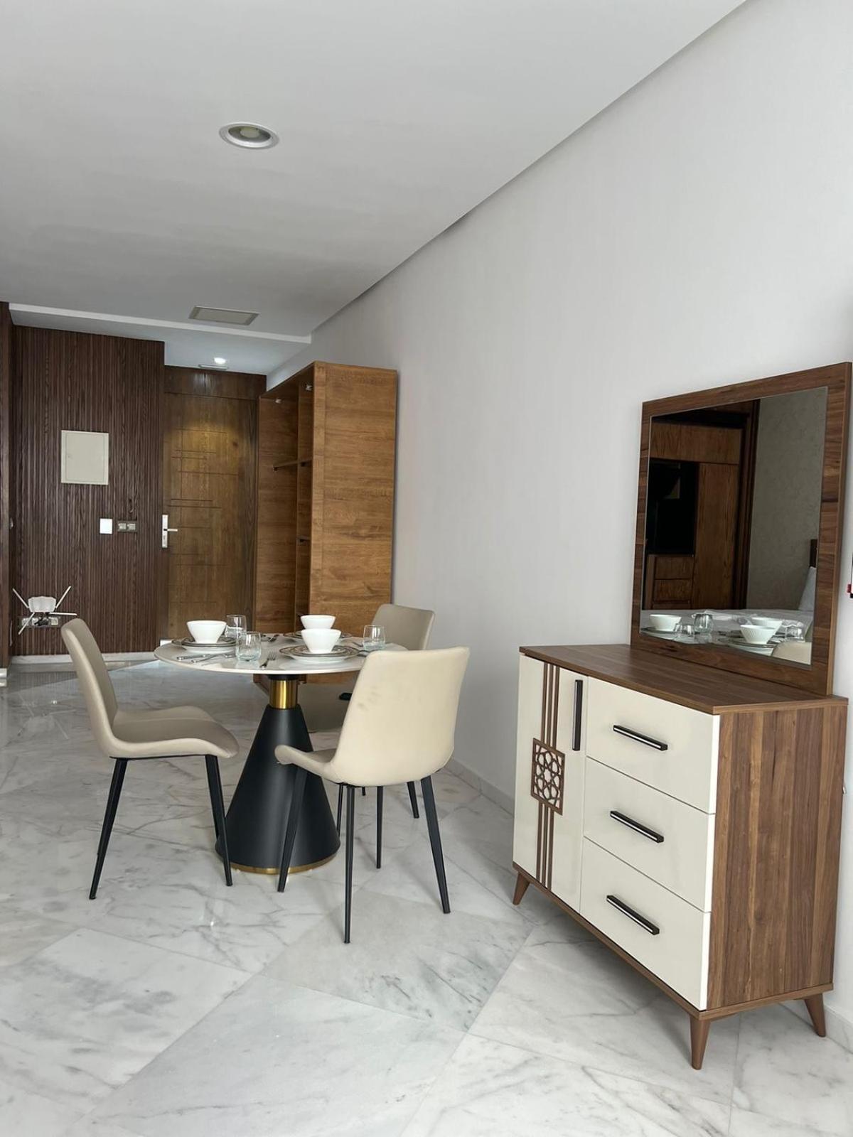Luxury Apartment Charf Exteriör bild