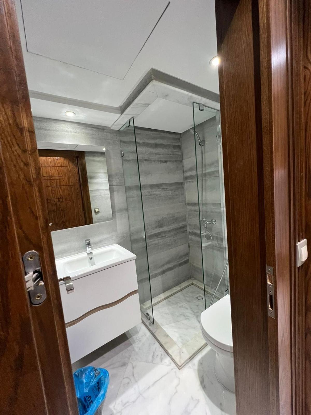 Luxury Apartment Charf Exteriör bild