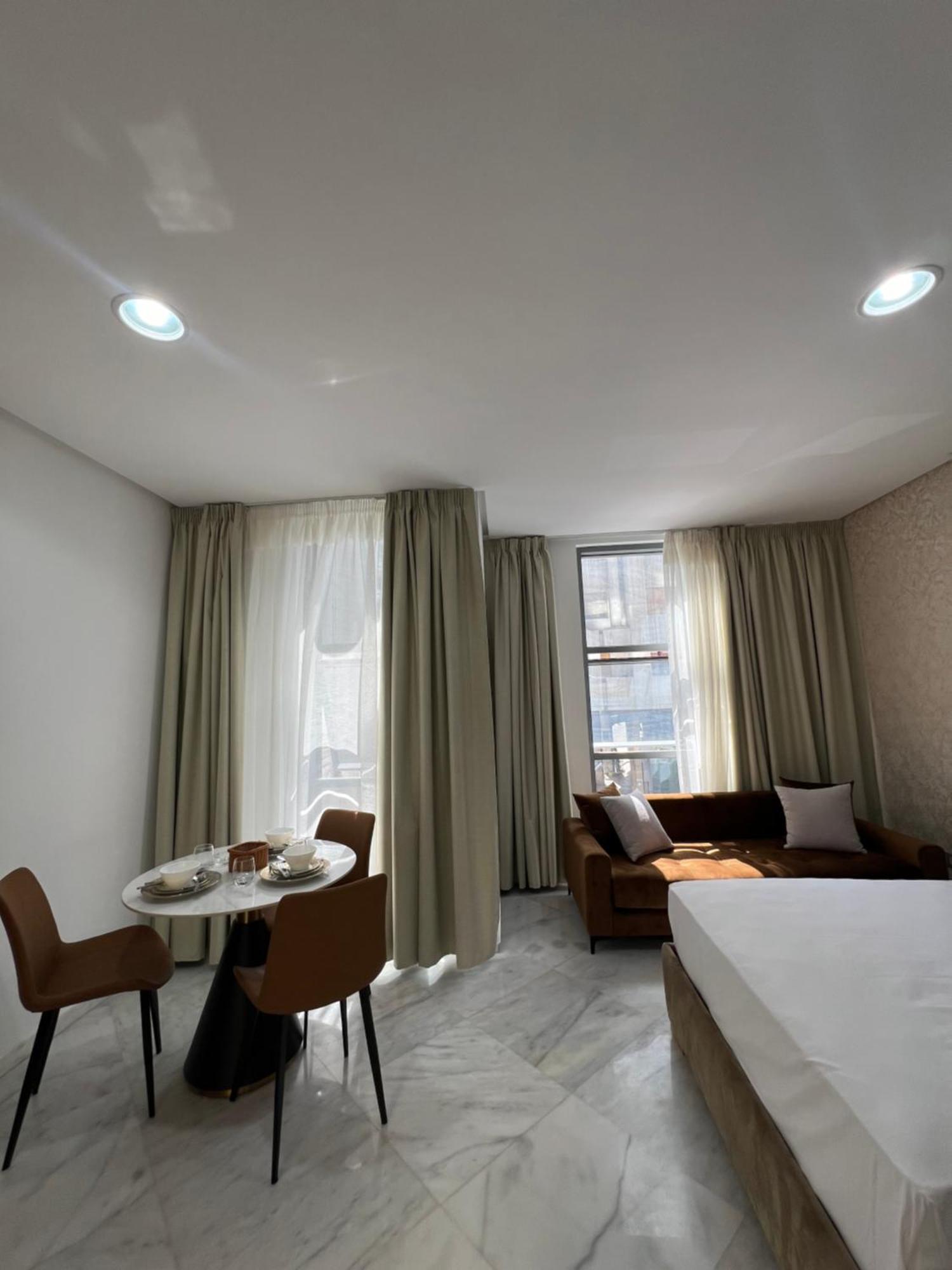Luxury Apartment Charf Exteriör bild